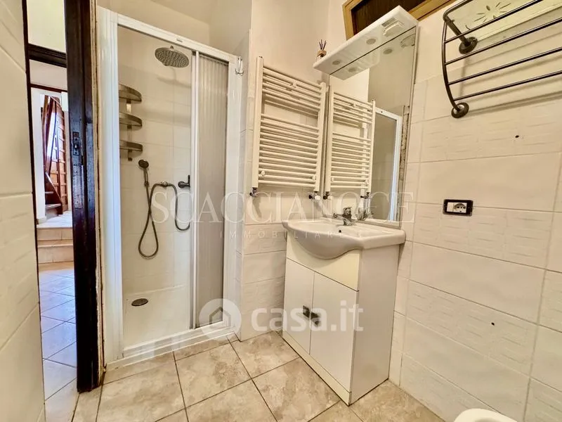 Salles de bain - Terraced House with Balcony in Valdilana