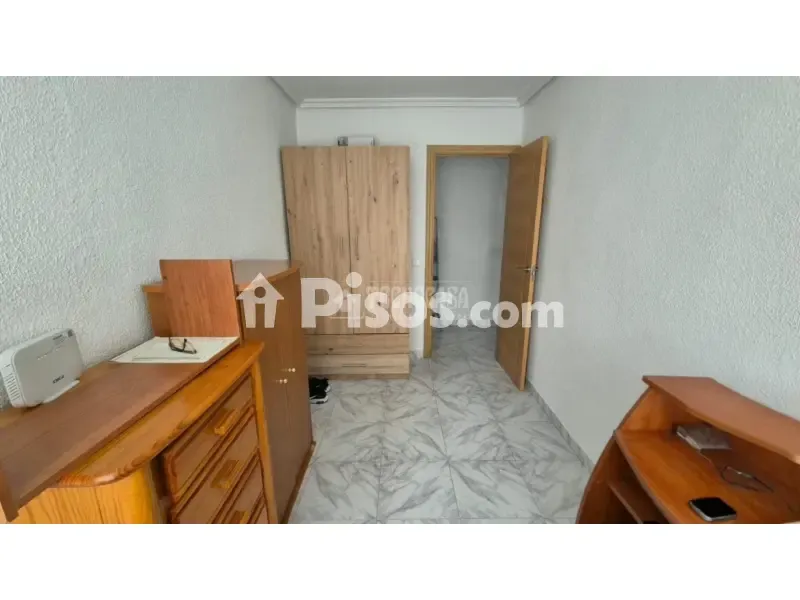 Chambres - Reformed Flat with Garage in Los Rosales