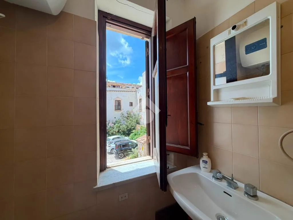 Salles de bain - 2-Bedroom Apartment with Beach Access in Solanto