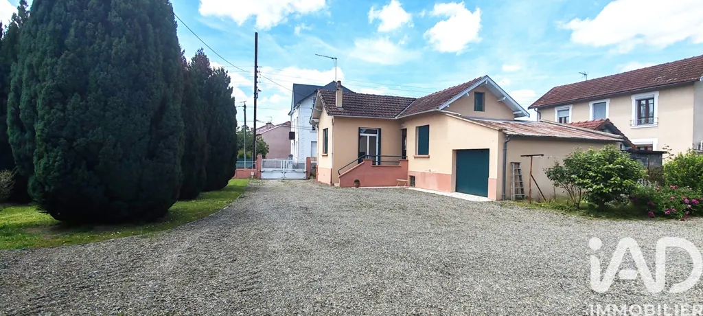 Extérieur - Maison avec Jardin et Garage à Tarbes