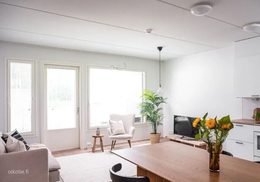 Salle à manger - Modern Loft with Sauna in Kaukovainio, Oulu