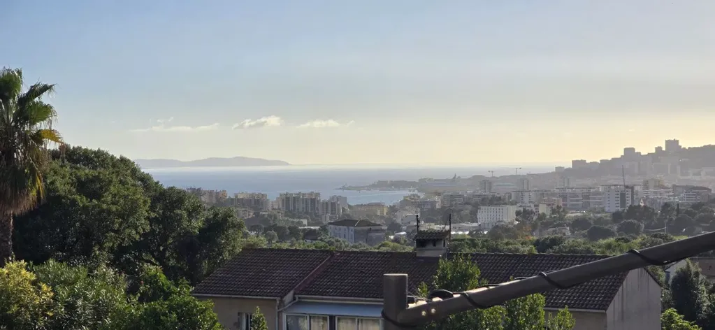 Balcon - Villa avec Piscine et Vue Mer à Ajaccio