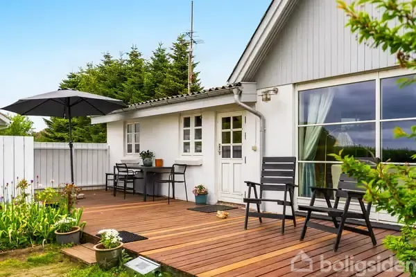 Terrasse - Villa with Sea View in Strandby, Haarby