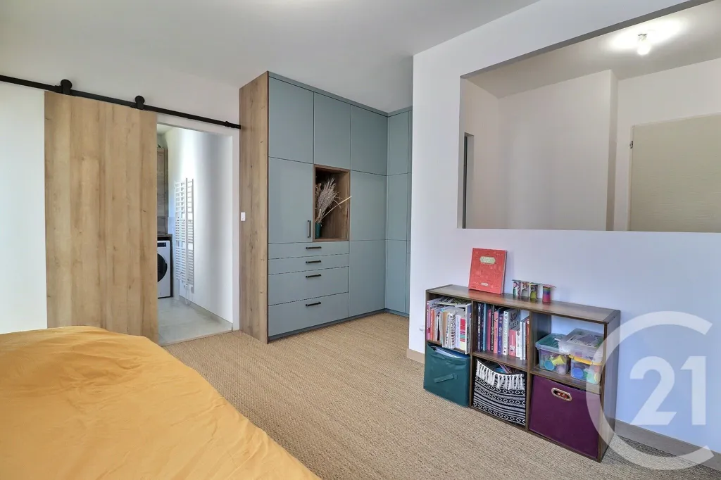 Chambres - Maison Moderne avec Jardin à Simandre-sur-Suran