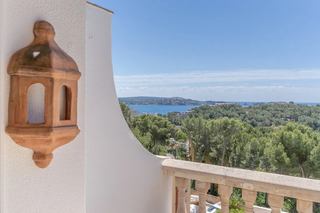 Terrass - 2 magamistoaga korter asukohas Calvia