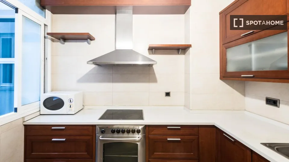 Cuisine - Shared Flat with Modern Design in Madrid Centre