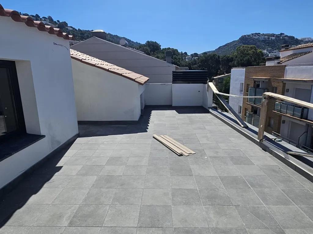 Terrass - Newly Built Apartment with Sea View in Els Grecs