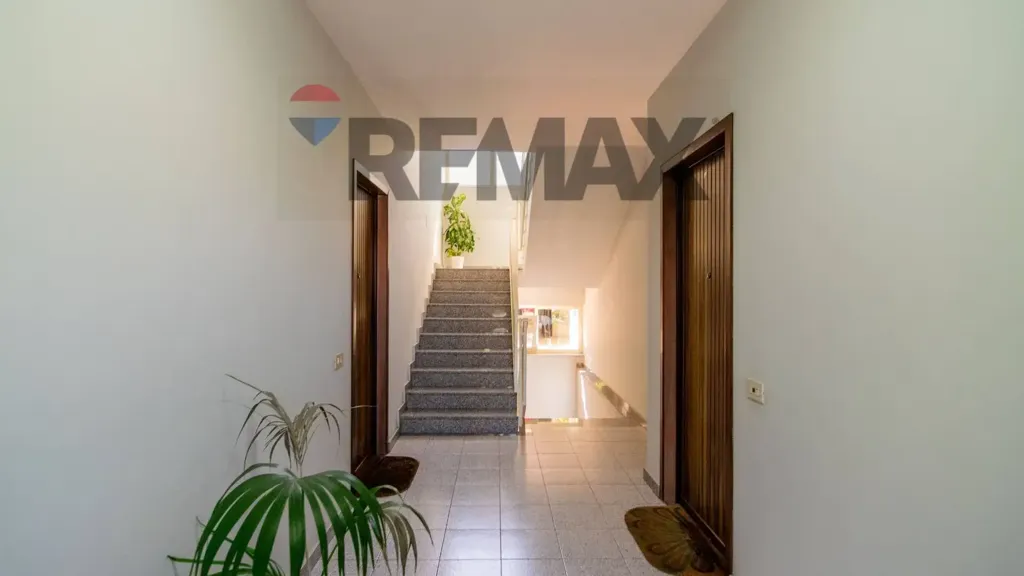 hallway_entrance