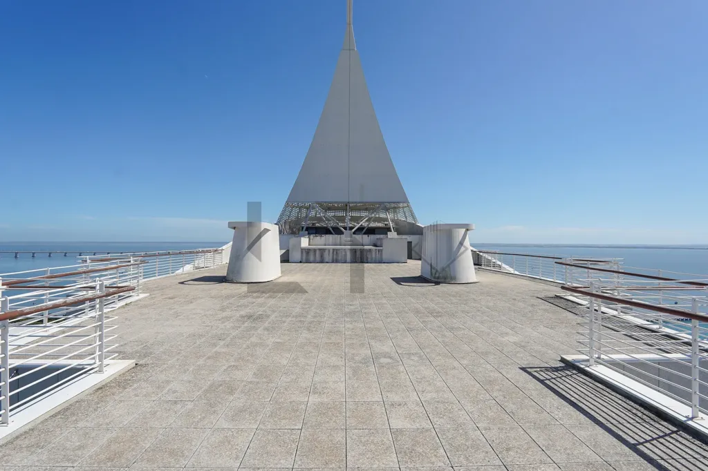 Terrass - Penthouse Duplex with River View in Parque das Nações