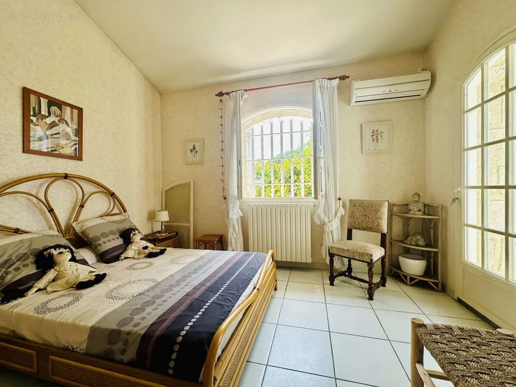 Magamistoad - Independent House with Pool in Lattes Centre