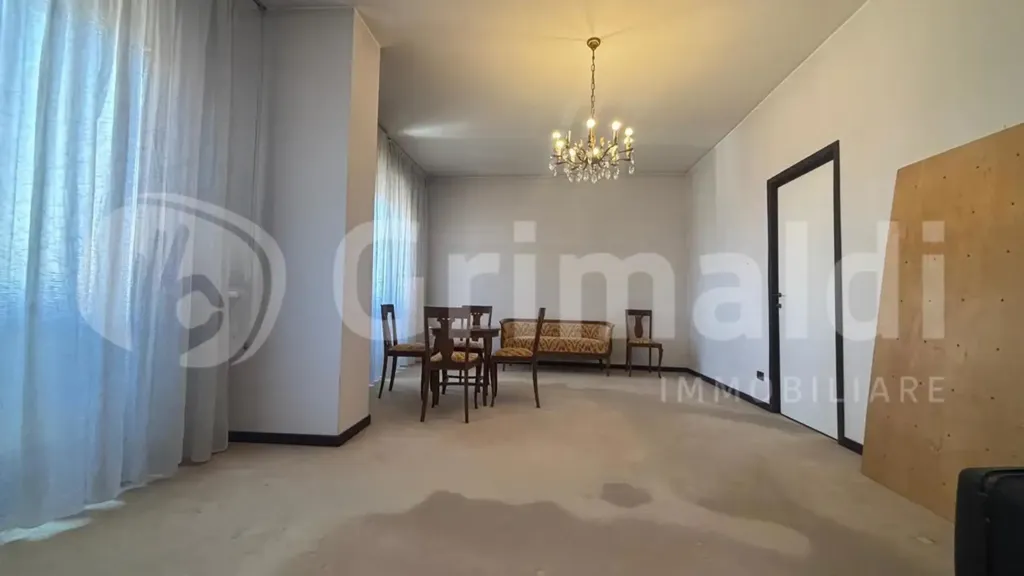 Elutuba - Apartment with Triple Aspect in Abbiategrasso