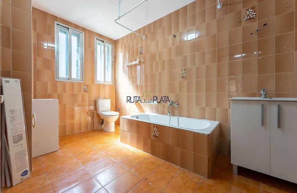 Salles de bain - Ample Furnished Flat with South View in Zamora