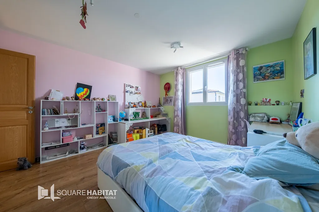 Chambres - Maison avec Piscine et Vue Verdoyante à Saint-Geniès-Bellevue