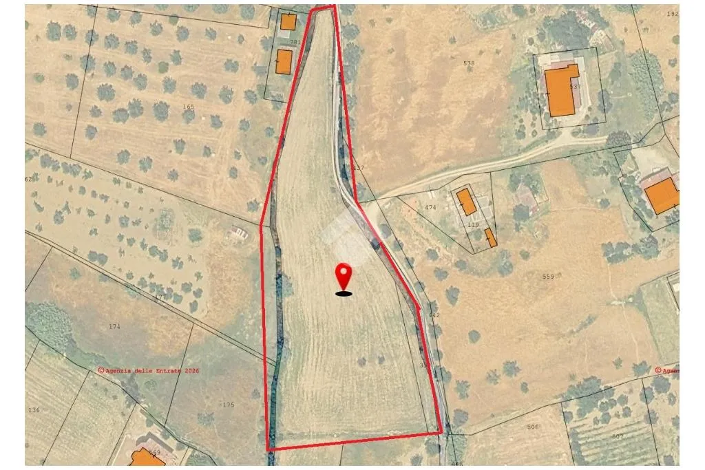 Buildable Residential Plot in Luzzi