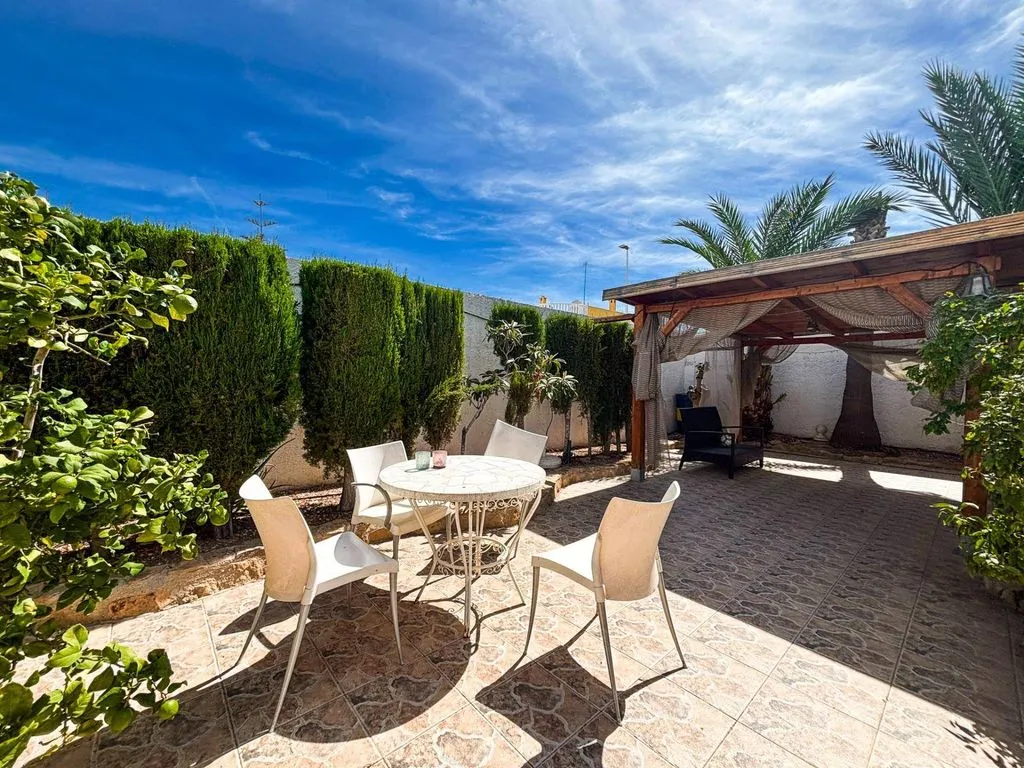 Terrass - Luxury Semidetached House with Pool in Gran Alacant