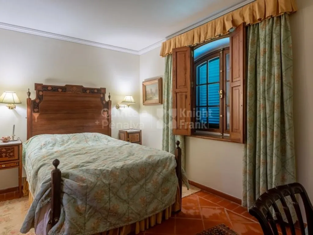 Chambres - Mediterranean Villa with Garden in Birre, Cascais