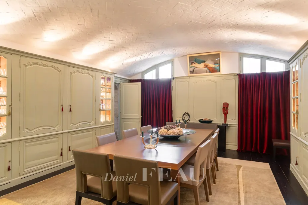 Appartement 7 pièces à Paris 7ème