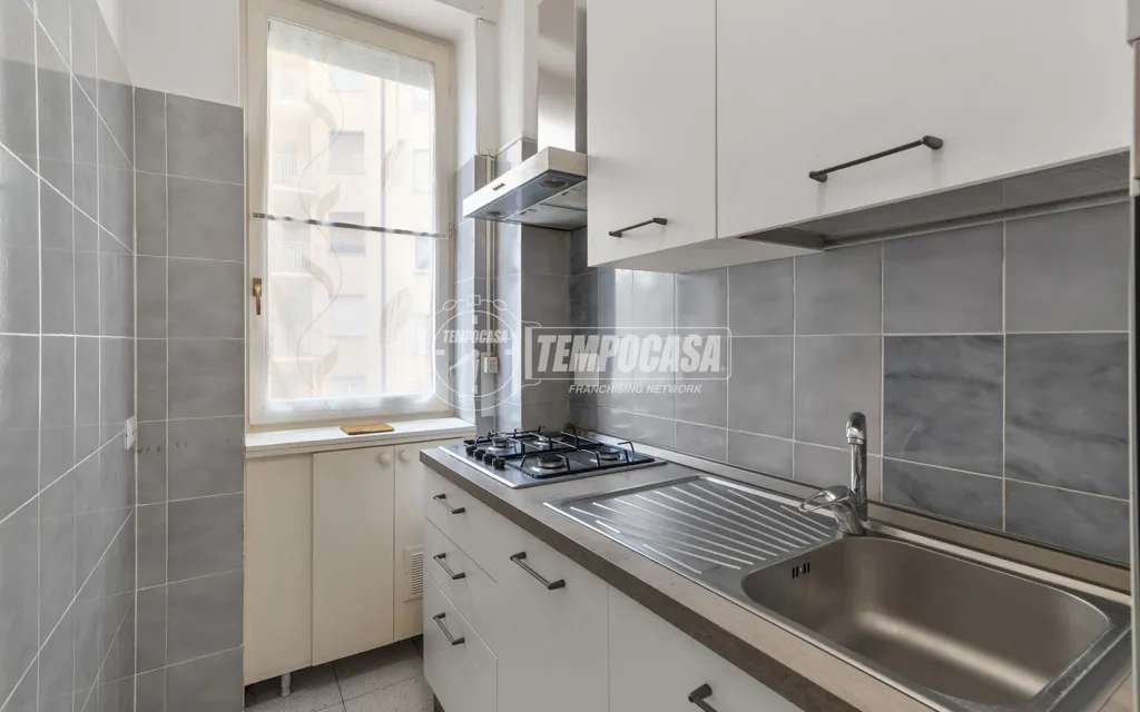 Köök - Spacious Studio with Balcony in Milan