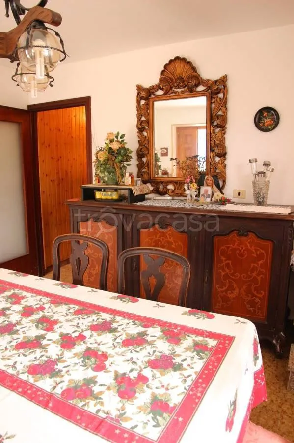 Dining Room - Semi-detached House with Garden in Giaveno