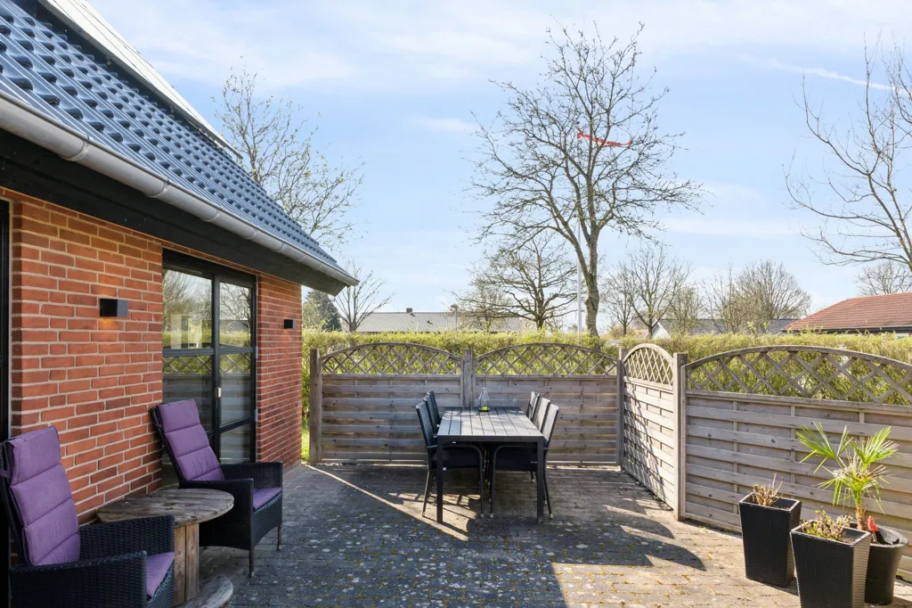 Terrass - Modernised Villa with Solar Panels in Ørum