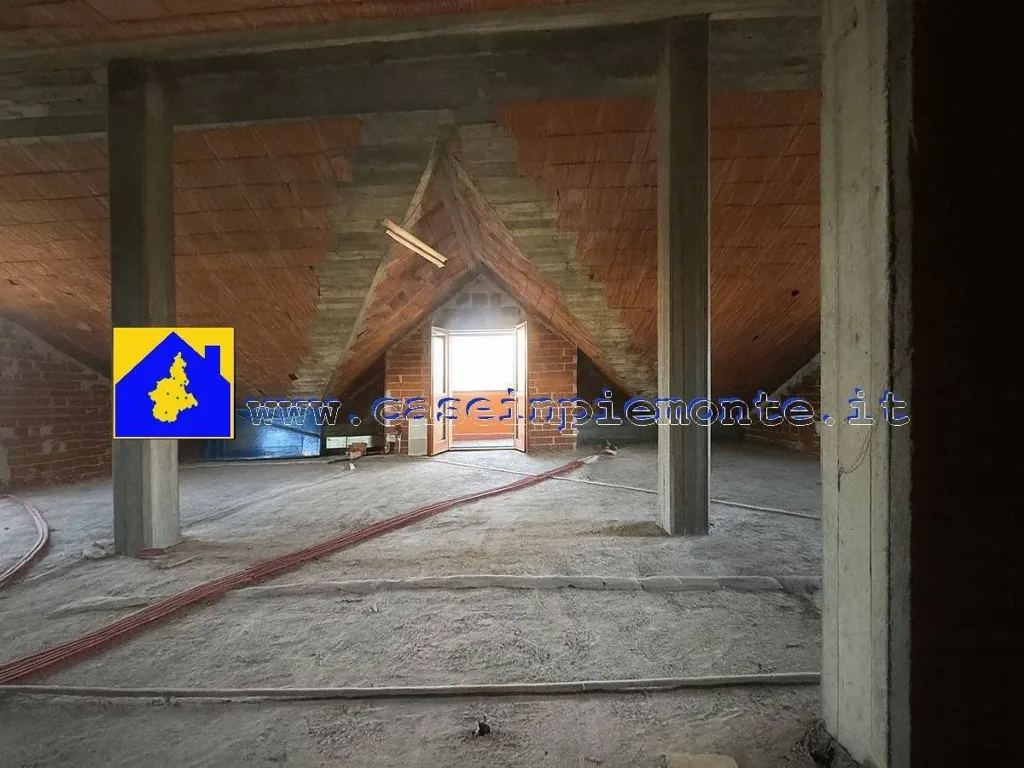 Toad - Apartment with Private Garden in Buttigliera Alta