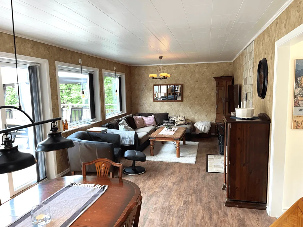 Salle à manger - Development Opportunity with Golf Club Proximity in Åkersberga