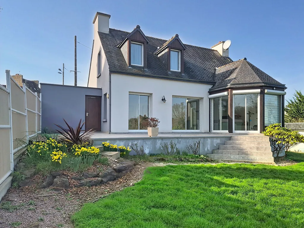Extérieur - Maison de 5 Pièces avec Jardin à Callac