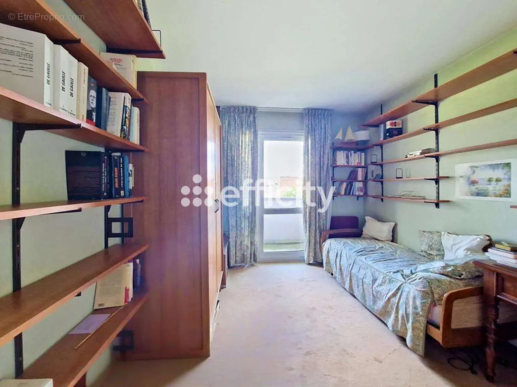 Magamistoad - Apartment with Balcony and Terrace in Eaubonne