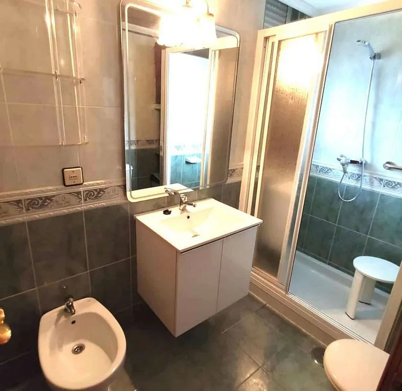 Vannitoad - Bright Apartment with Garage in Old Town