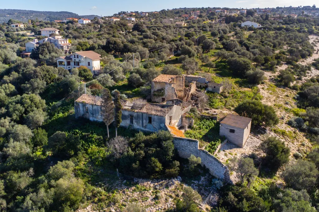 Vue aérienne - Buildable Land with Panoramic View in Monte Furru, Sassari