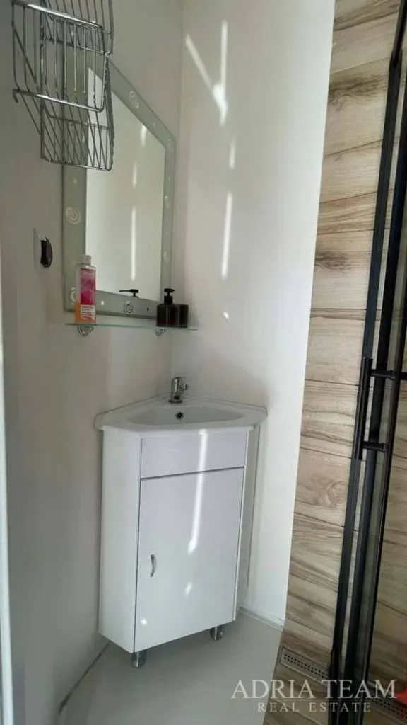 Bagni - Adapted Studio with Terrace in Vir, Zadar