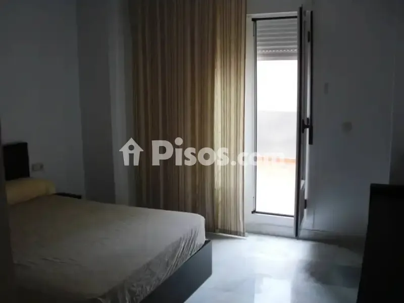 Chambres - Flat with Patio in Calle de Isidoro Martínez