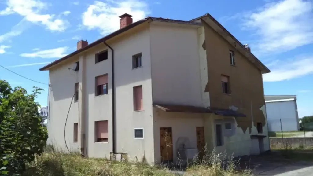 Esterno - Spacious Villa with Garden in Carlino