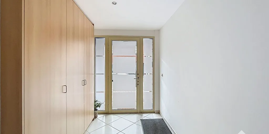 Esik - Duplex Apartment with Terrace in Peer Centre