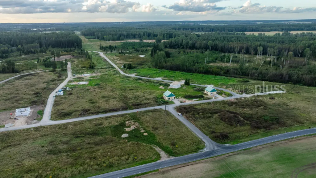 Vue aérienne - Private Plot with Forest View in Kureõja