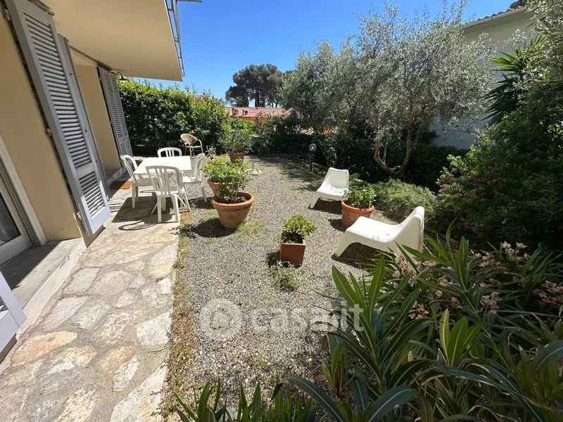 Terrass - Bilocale with Garden in Castiglioncello