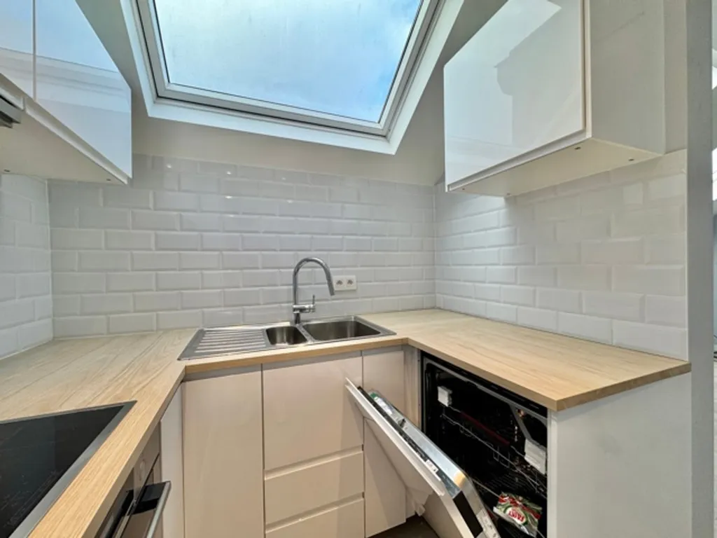 Cuisine - Duplex Neuf avec Terrasse Arrière à Ixelles
