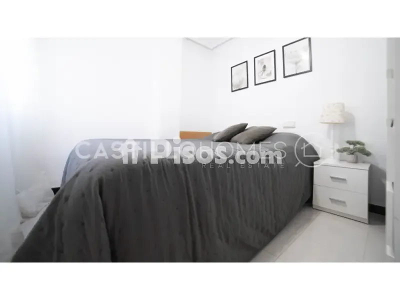 Chambres - Appartement 2 pièces à ES