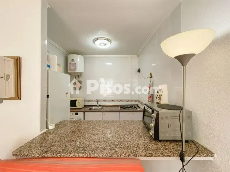 Cuisine - Bungalow with Private Garden in Lomas Altas