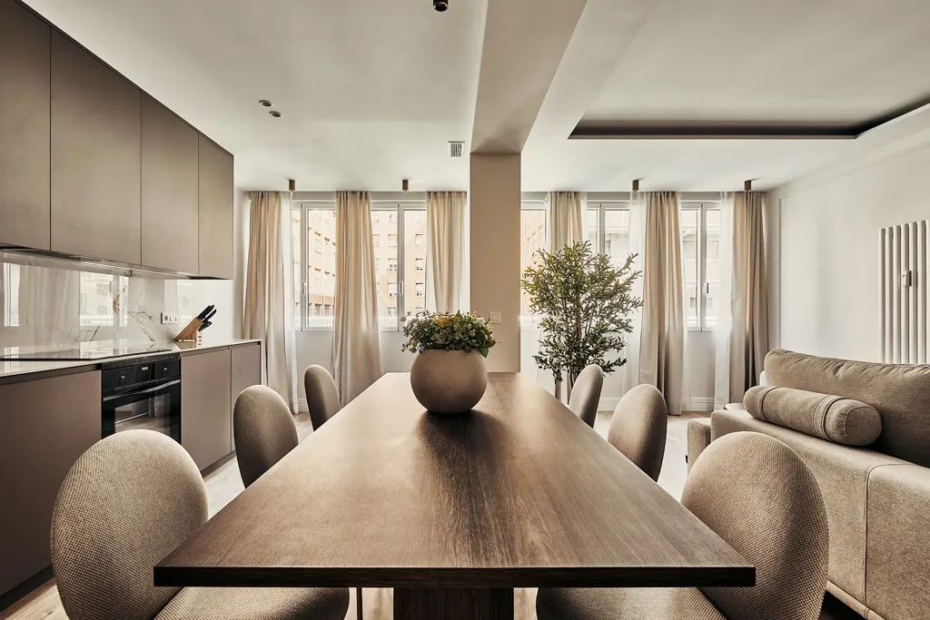 Söögituba - Renovated Flat with Open Kitchen in Salamanca, Madrid