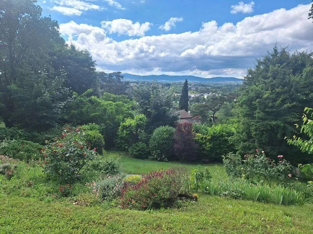 Jardin - Villa d'Architecte avec Vue sur les Monts du Lyonnais à Lyon-5e