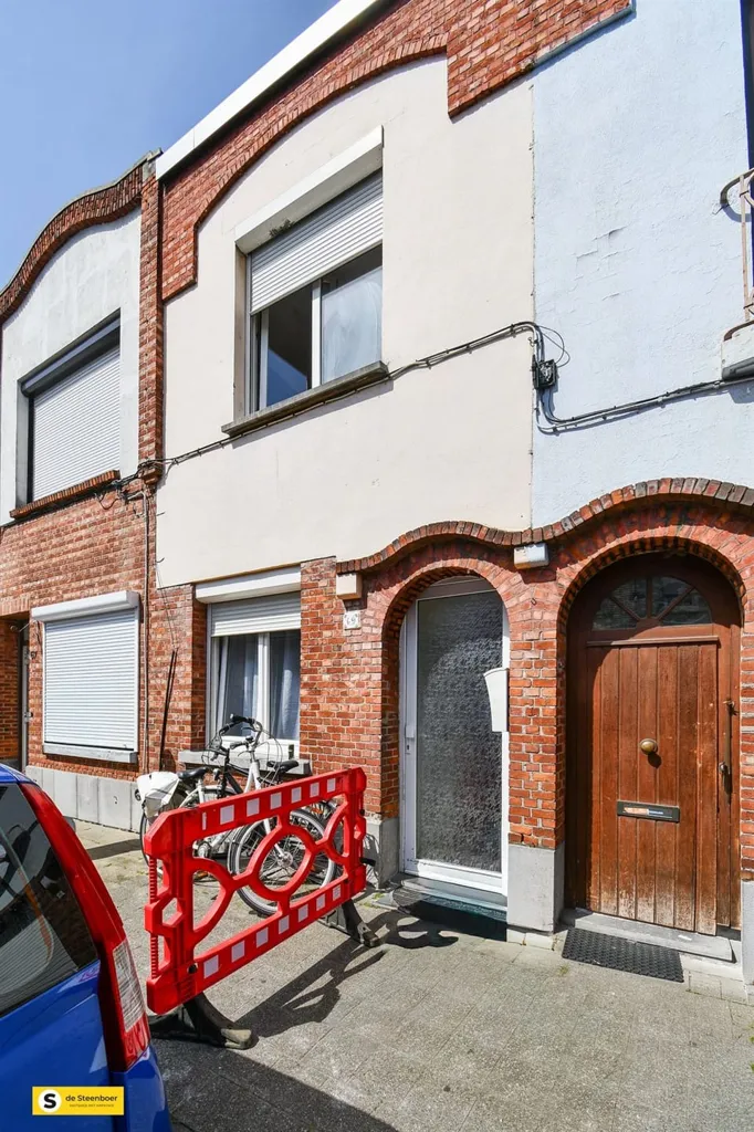 Extérieur - Maison Charmante avec Terrasse à Deurne