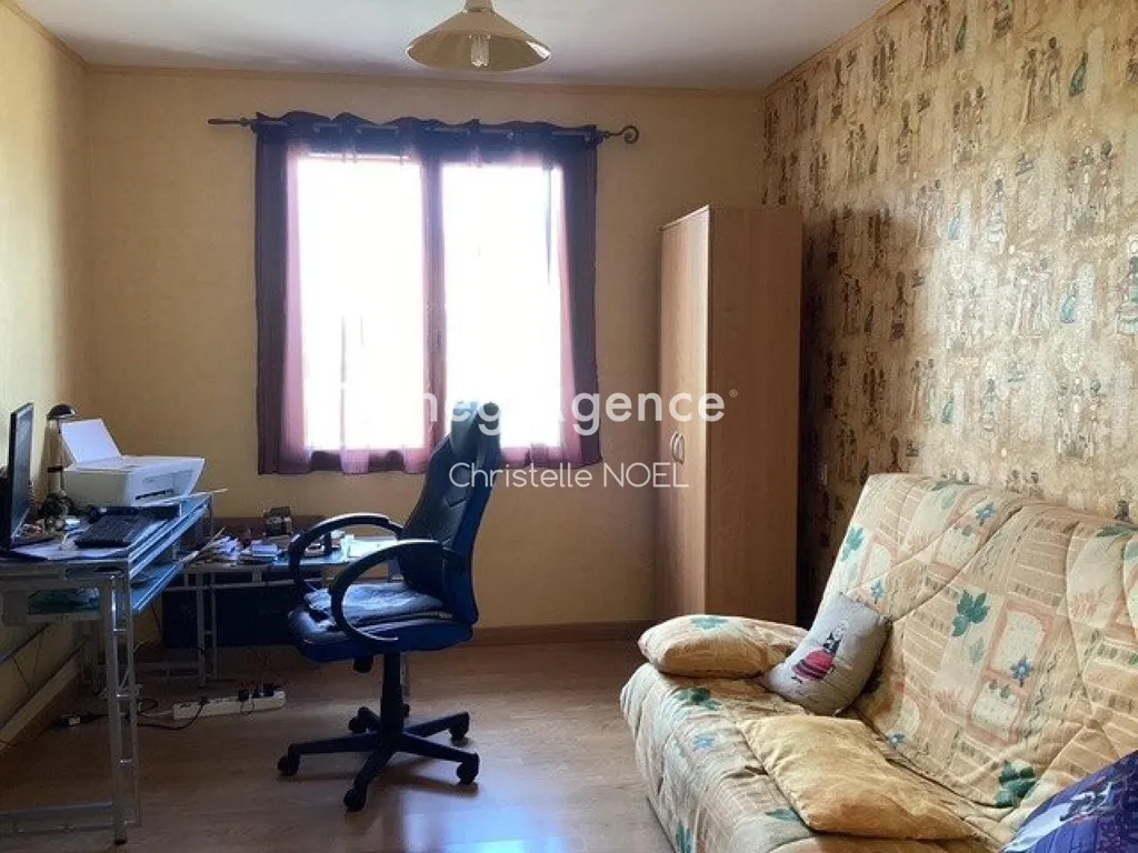 Studio - Ground Floor House with Constructible Garden in La Taillée