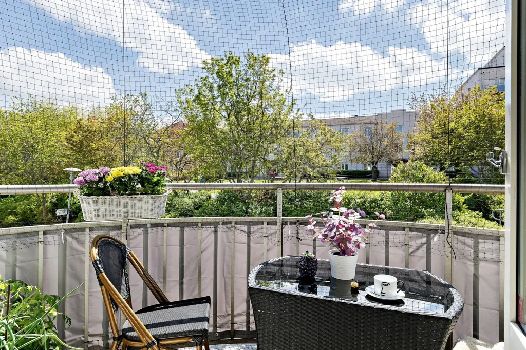 Rõdu - Four-Room Apartment with Balcony in Märsta Centre