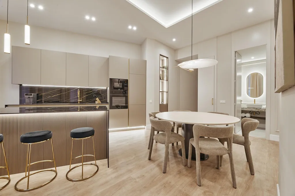 Köök - Transforming Flat with Balconies in Madrid