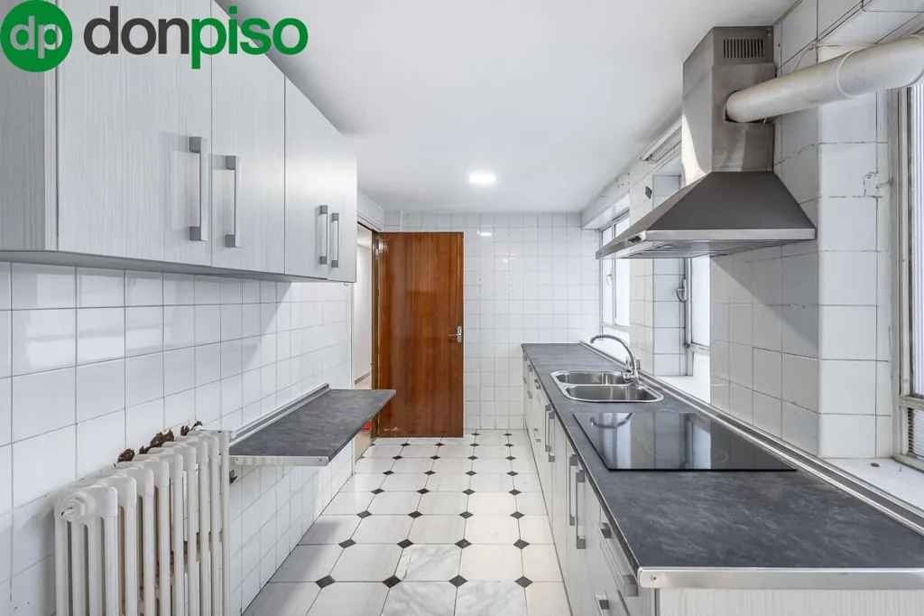 Cuisine - Apartment with Terrace in Granada