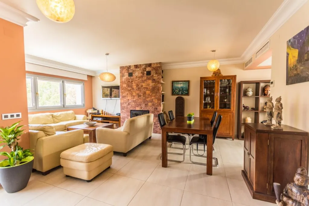 Séjour - Detached Villa with Orchard in Mijas Costa