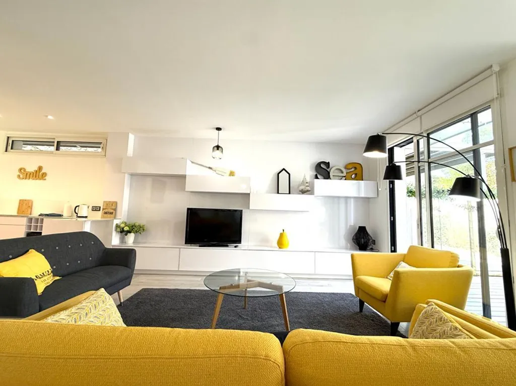 Living Room - Contemporary House with Garden in La Baule