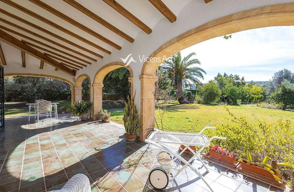 Terrace - Villa with Pool and Terrace in Jávea