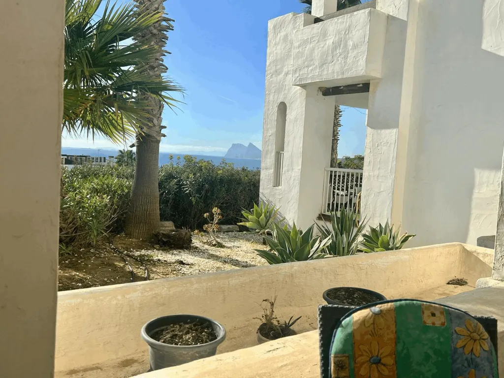Terrasse - Beachfront Apartment with Sea Views in La Alcaidesa